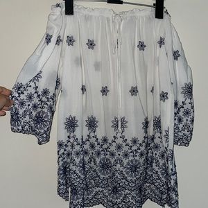 Sadie and sage off the shoulder top